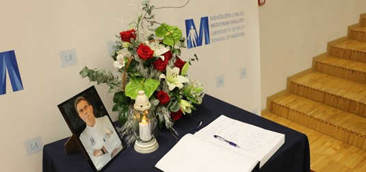 Održana komemoracija za dekana Medicinskog fakulteta Antu Tonkića